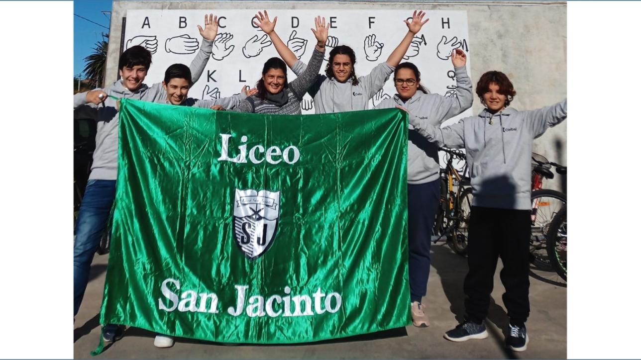 estudiantes del liceo de san jacinto